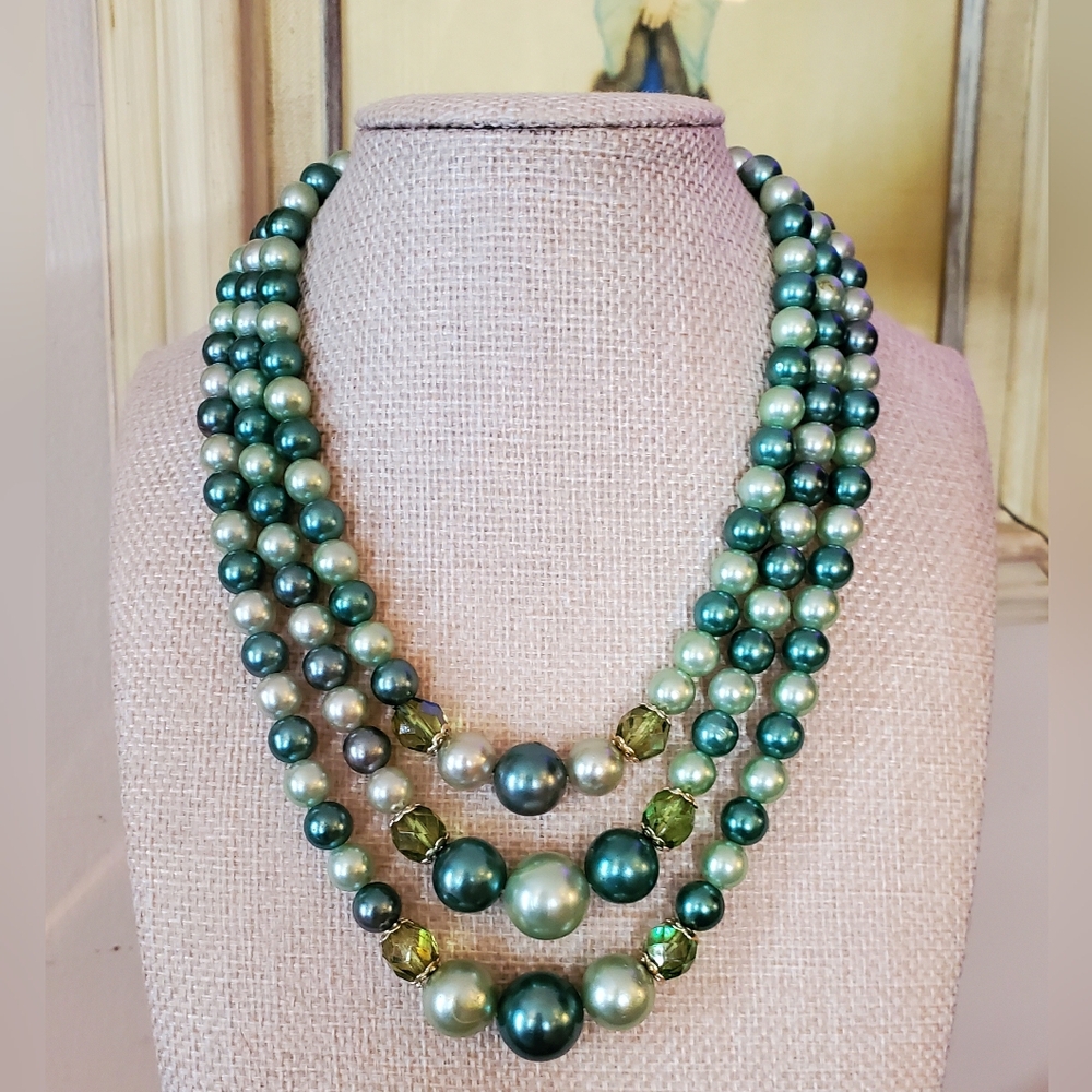 Vintage Multi-Strand Necklace Pastel Teal Beads Ks